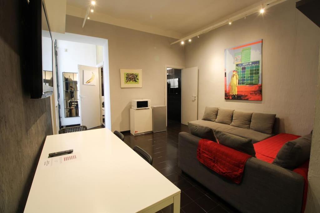 Lovely 2 Bedroom Apartment-6 Pax By Yourhost Roma Esterno foto